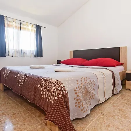 Kostijal Apartman