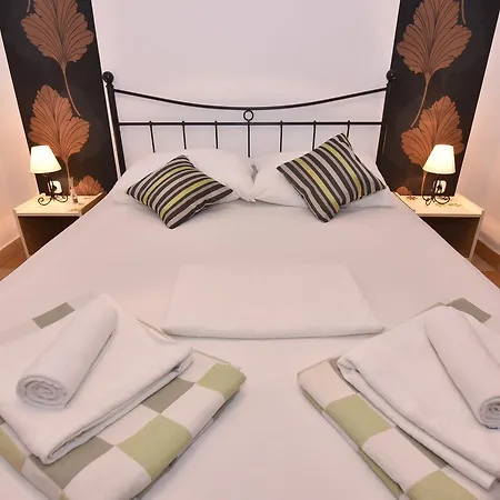 Kostijal Apartman *