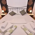 Kostijal Apartman *